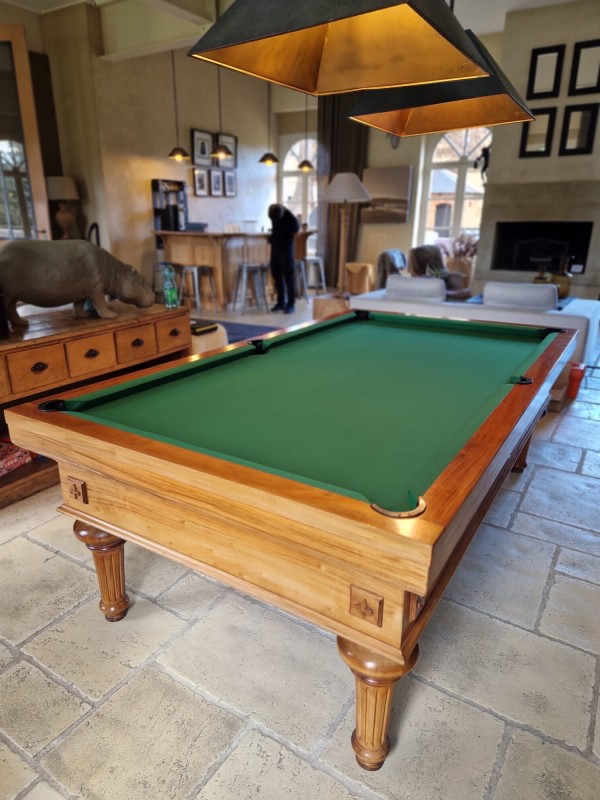 Réfection d’un tapis de billard 