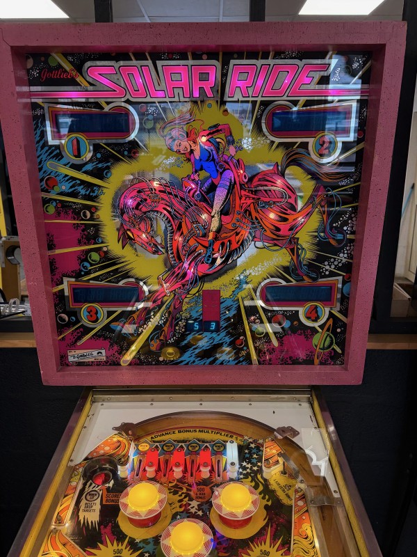 FLIPPER Gottlieb’s « SOLAR RIDE »