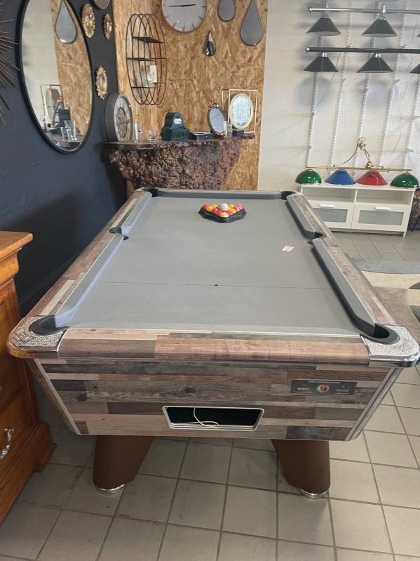 Billards disponible en magasin