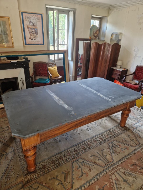 Remontage d’un billard français .