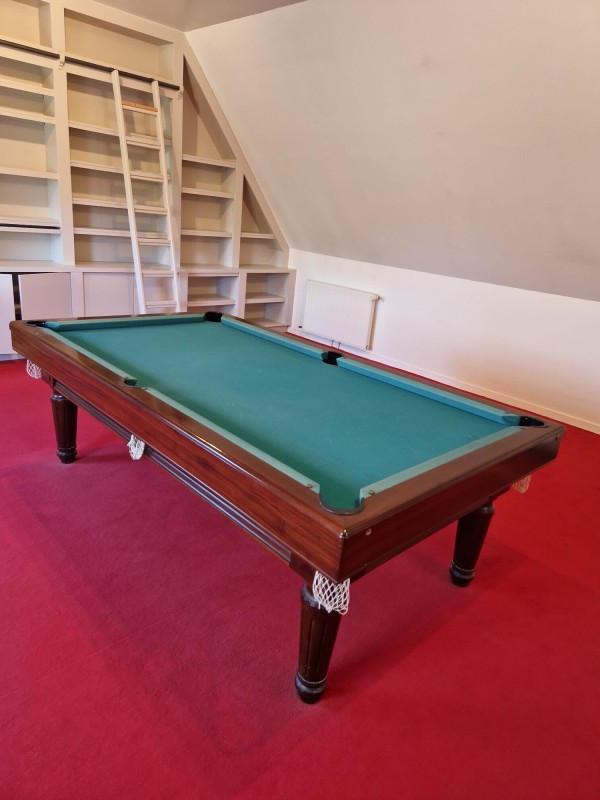 Réfection et déménagement d’un billard américain 