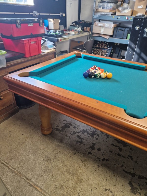 Remise en état d’un billard