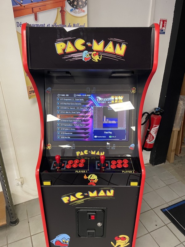 BORNE D’ARCADE PACMAN