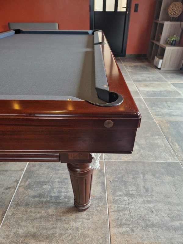 Réfection et déménagement d’un billard américain 