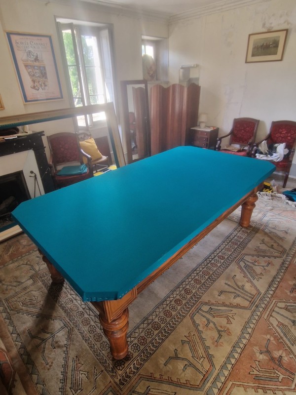 Remontage d’un billard français .