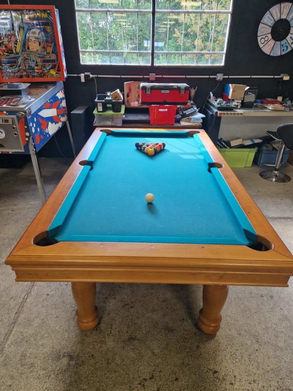 Remise en état d’un billard