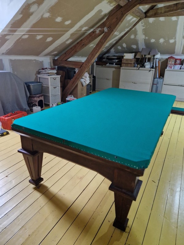 Remise en état d’un billard Français