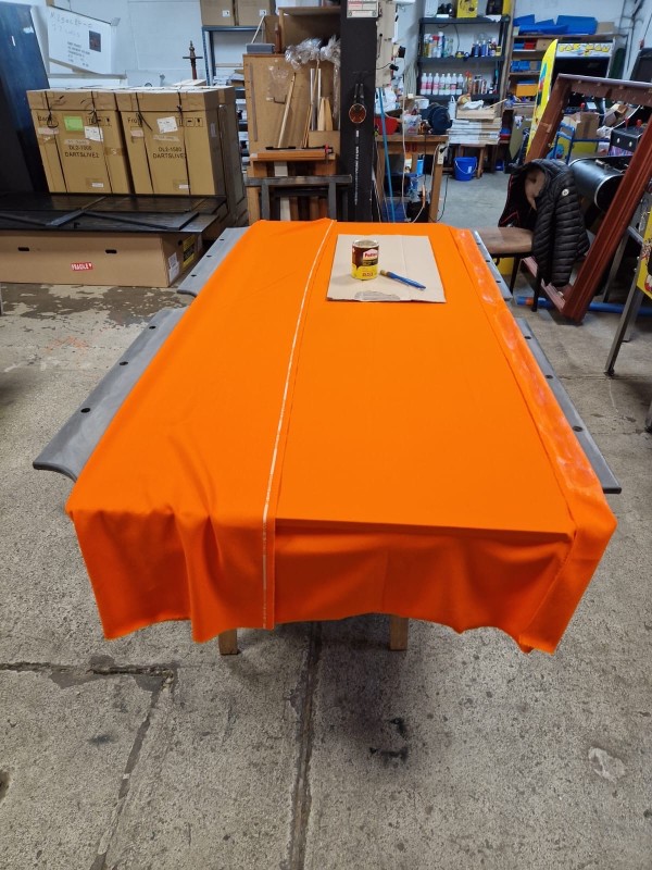 Exemple de prestation (Tapis orange)