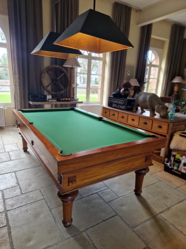 Réfection d’un tapis de billard 