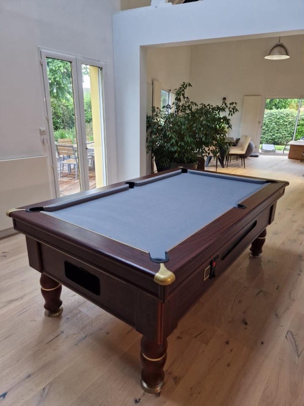 Exemple De prestation pour un changement de tapis de billard