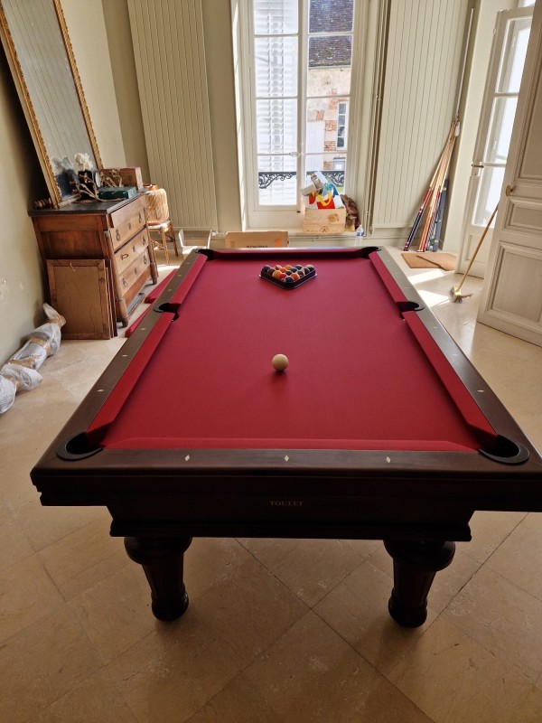 Déménagement et changement de tapis et bande d’un billard