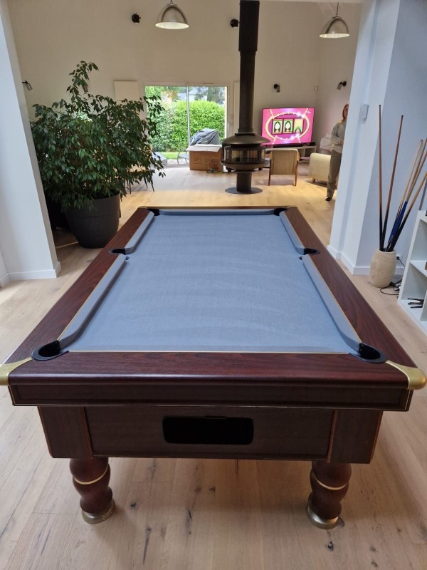 Exemple De prestation pour un changement de tapis de billard