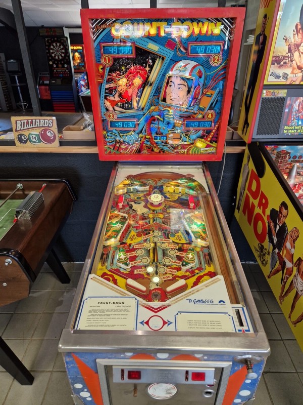 FLIPPER COUNT DOWN DISPONIBLE EN MAGASIN !